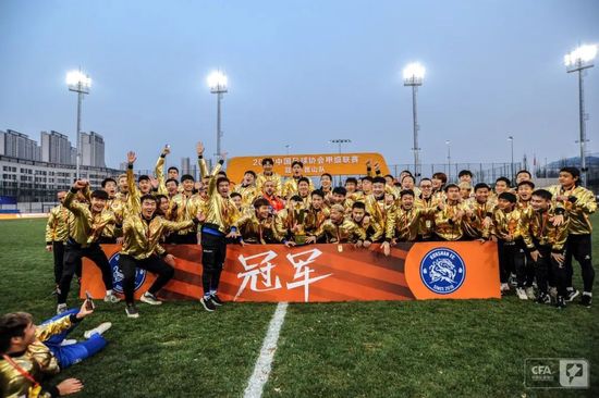 五级黄18以上欧美片